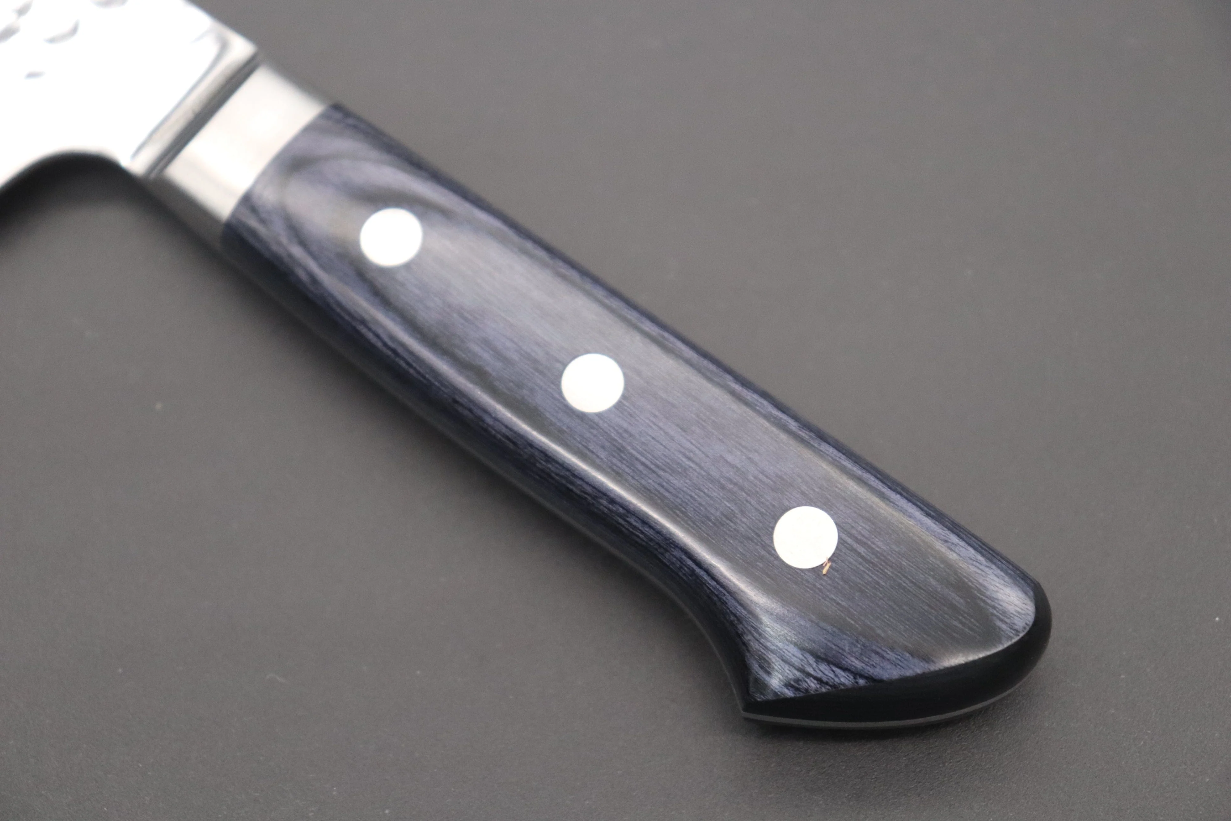 JCK Natures 青雲 Blue Clouds Series BCP-2 AUS10 Tsuchime Hammered Bunka (Kiritsuke) 190mm (7.4 inch, Royal Blue-Purple Pakka Wood Handle) - Image 4