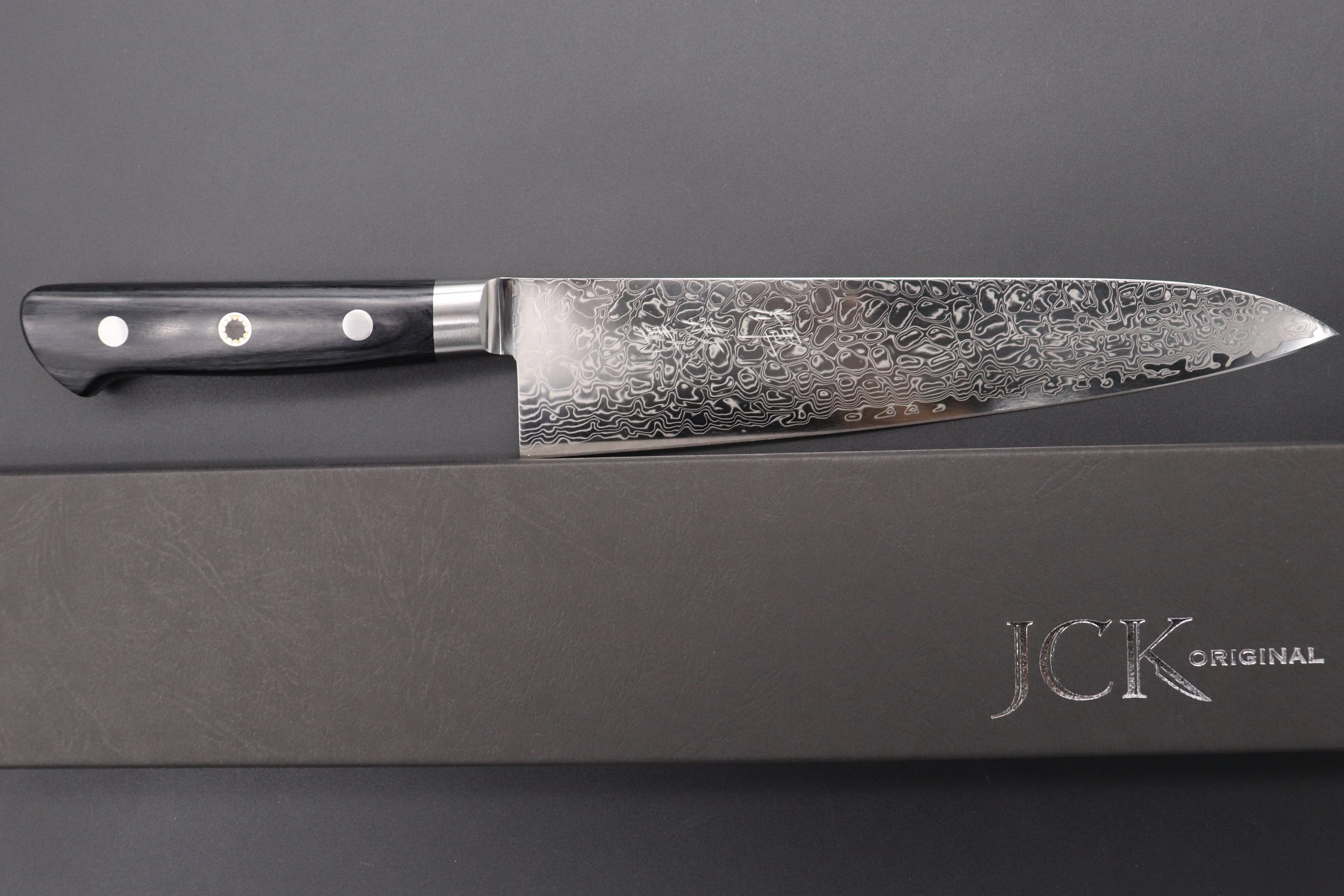JCK Original Kagayaki R-2 Damascus Series KGRP-3 Gyuto 210mm (8.2inch, Polished Blade) - Image 9