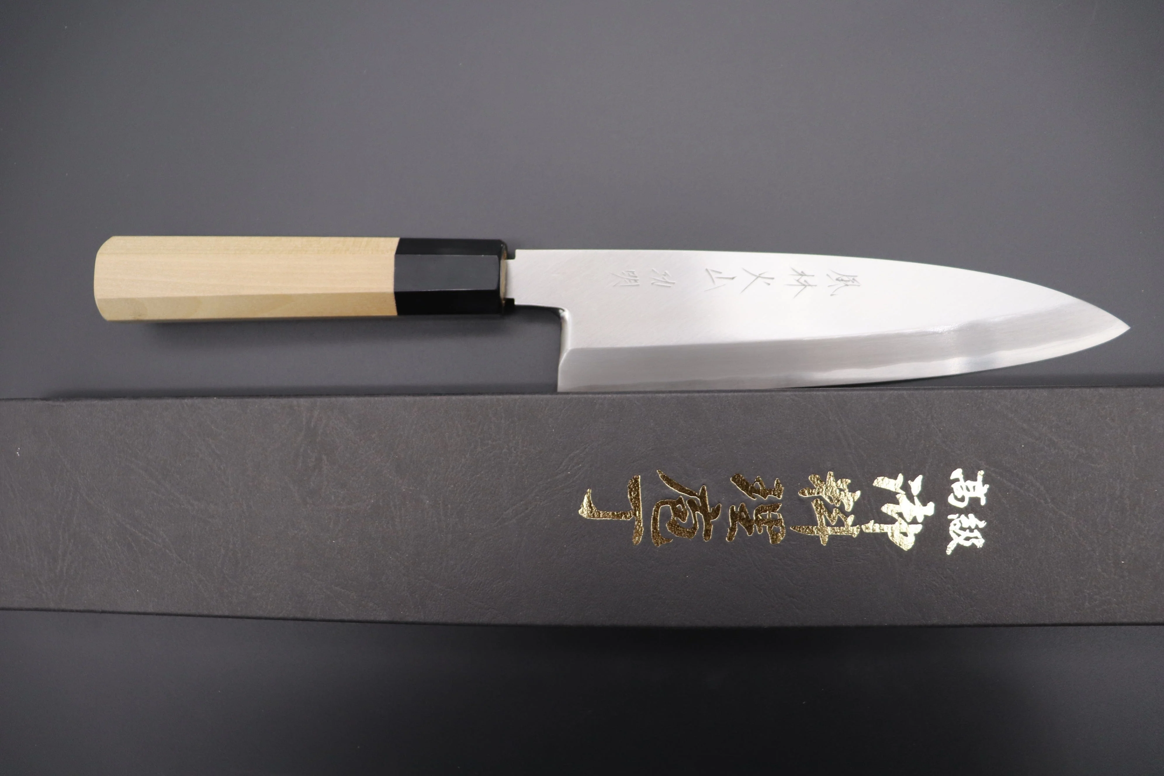 Fu-Rin-Ka-Zan Hon Kasumi Series Gingami No.3 FG-16 Funayuki 195mm (7.6 inch, Single Bevel Edge) - Image 9