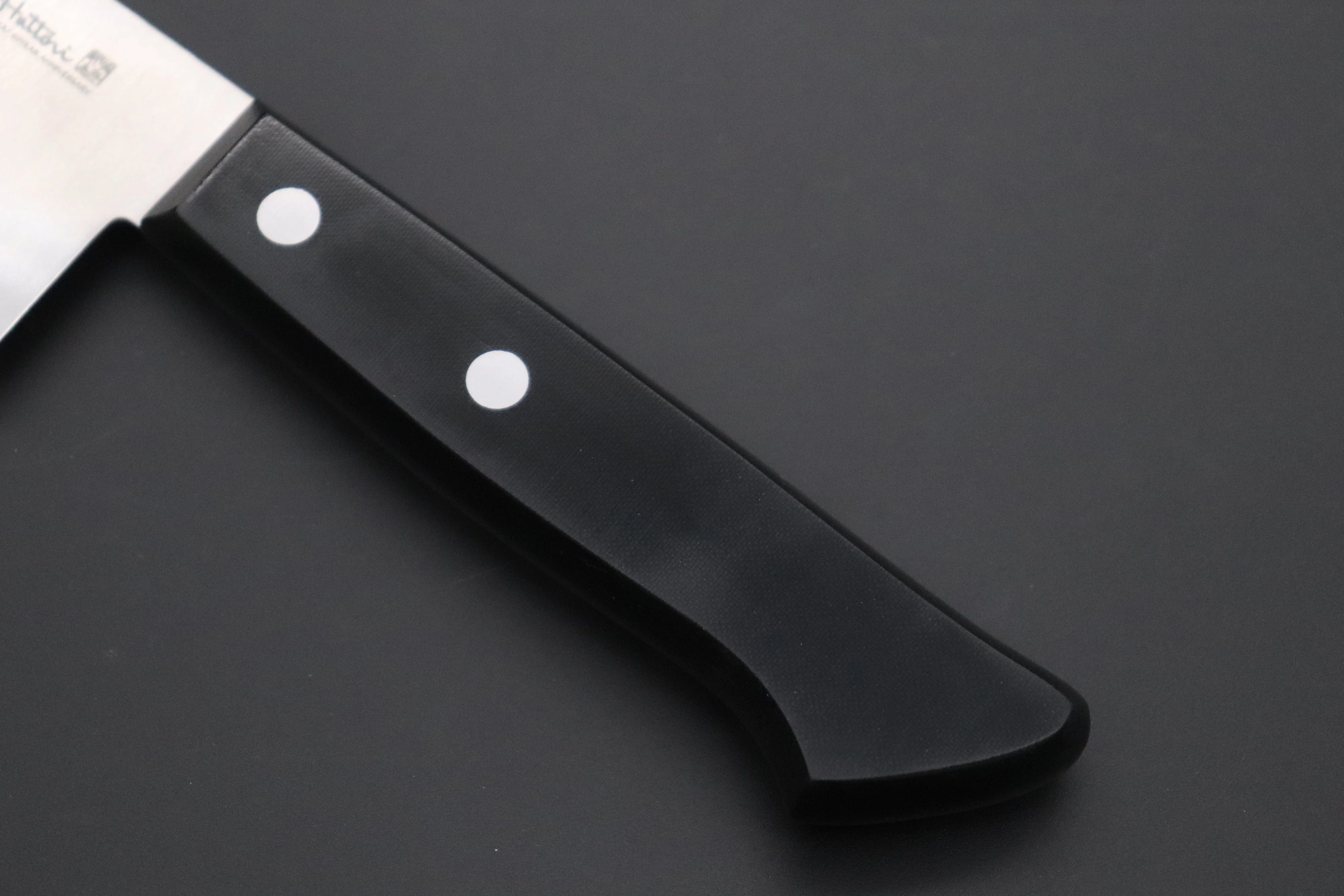 Hattori 傘 SAN Limited Edition, Cowry X and VG-2 clad SAN-CX Santoku 170mm (6.6 inch, Black Linen Micarta Handle) - Image 3