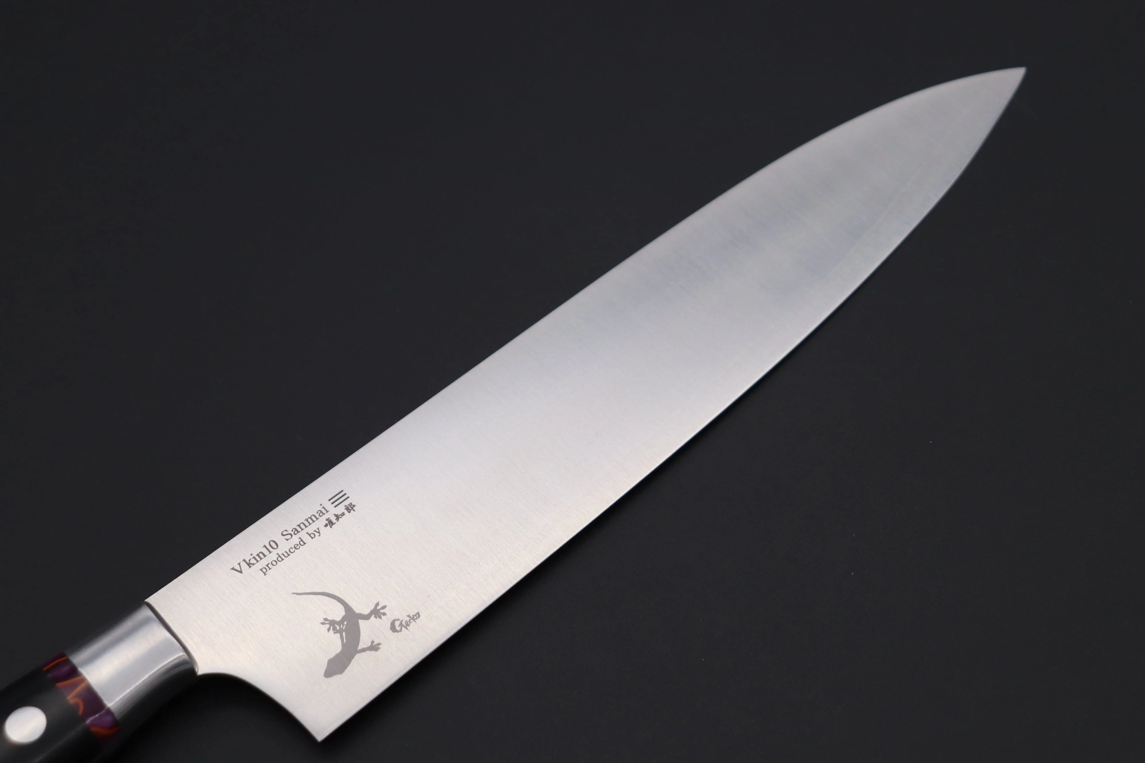 Hattori 傘 SAN-GECKO Limited Edition GECKO-18E Gyuto 210mm (8.2 Inch, Linen Micarta / Royal Purple Hybrid-Resin Handle) - Image 6