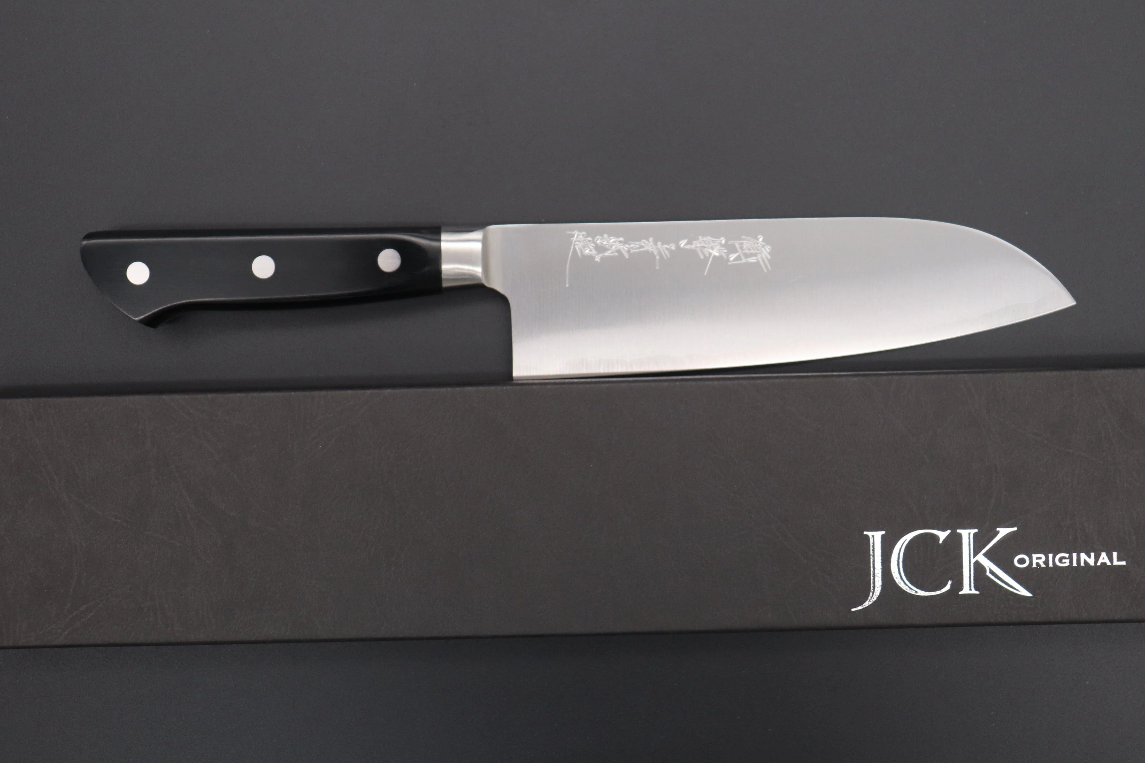 JCK Natures Deep Impact Series DI-2 Santoku 175mm (6.8 inch) - Image 8