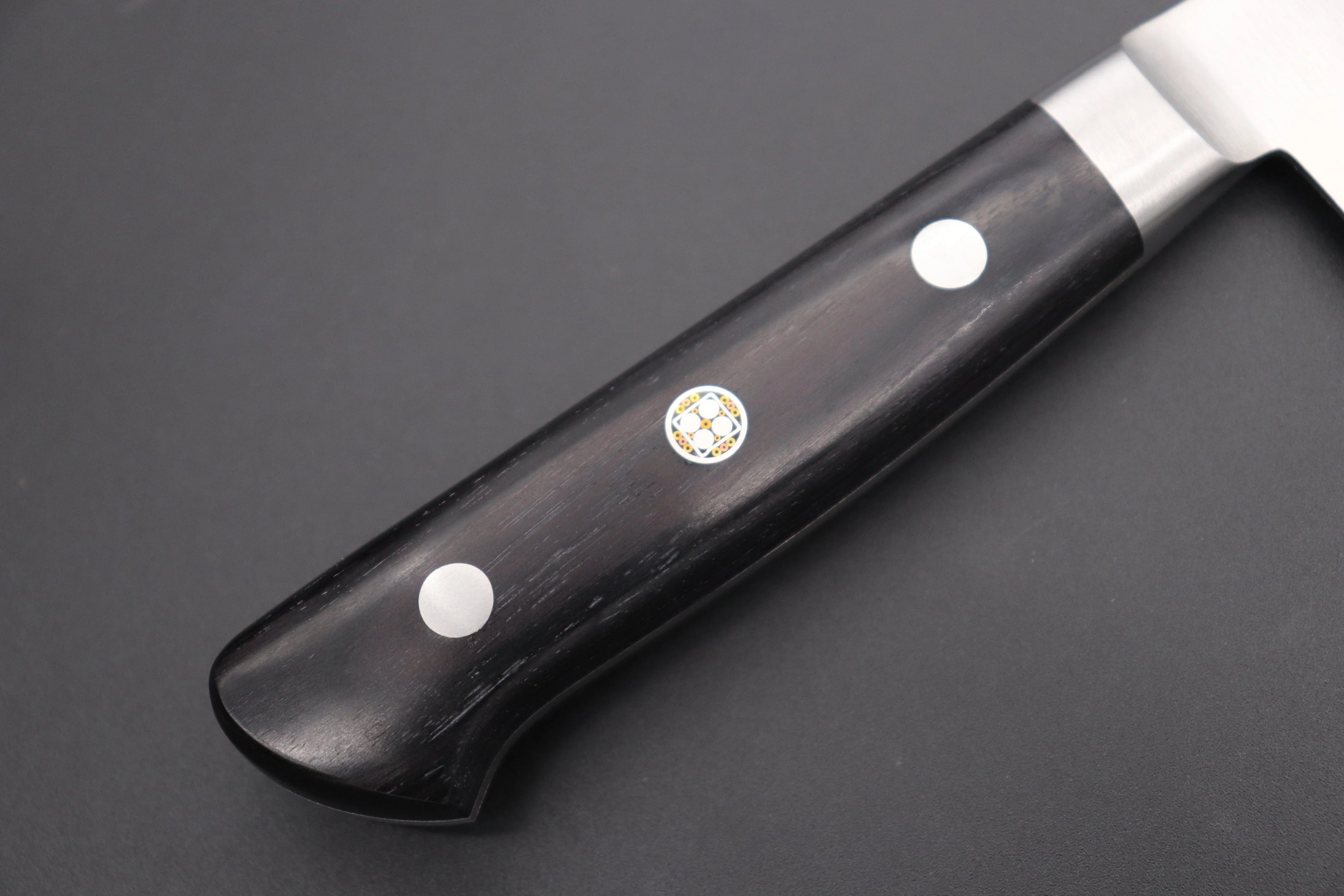 JCK Original Kagayaki R-2 Clad Series KGR2-2 Santoku 175mm (6.8 Inch) - Image 4
