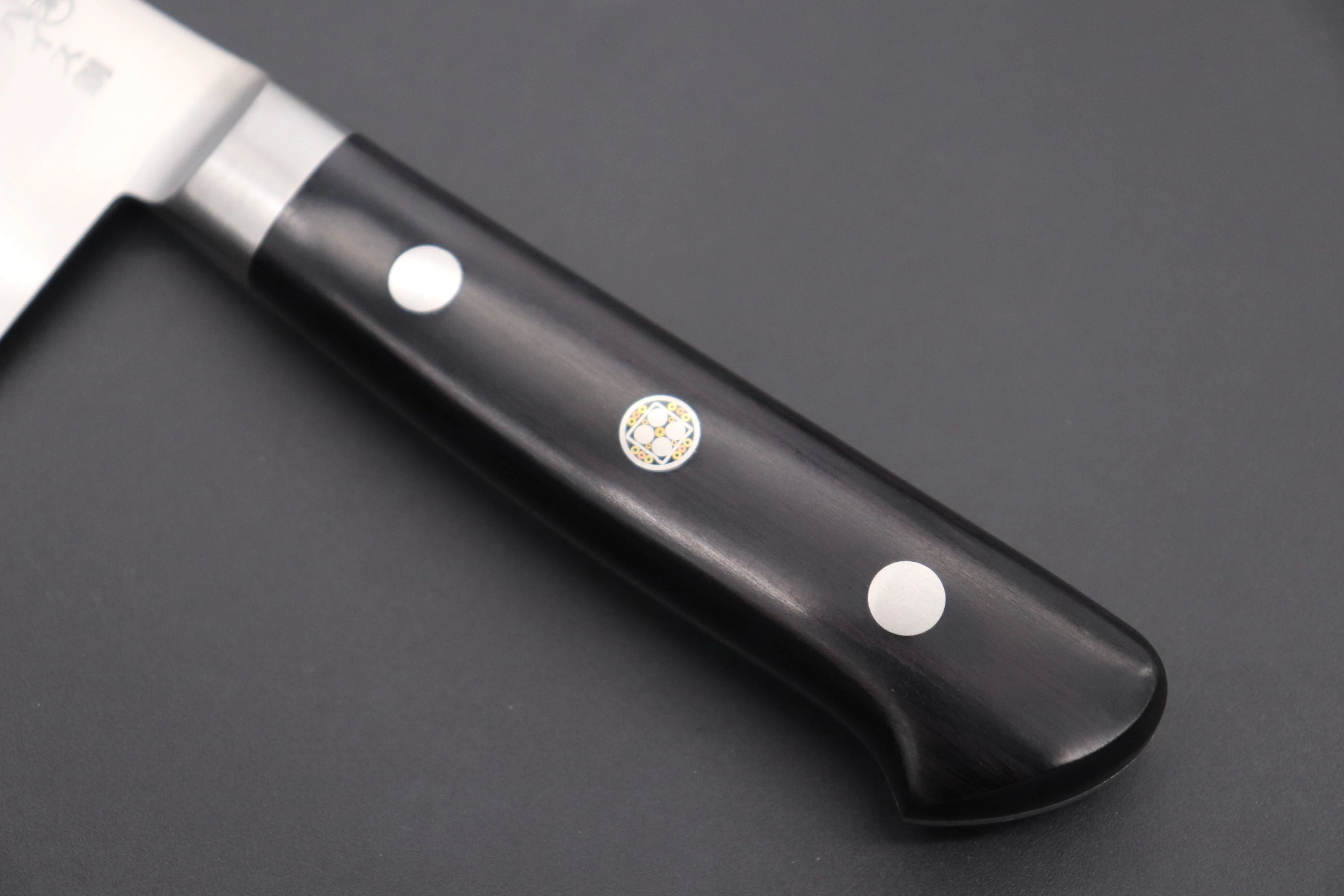 JCK Original Kagayaki R-2 Clad Series KGR2-2 Santoku 175mm (6.8 Inch) - Image 6