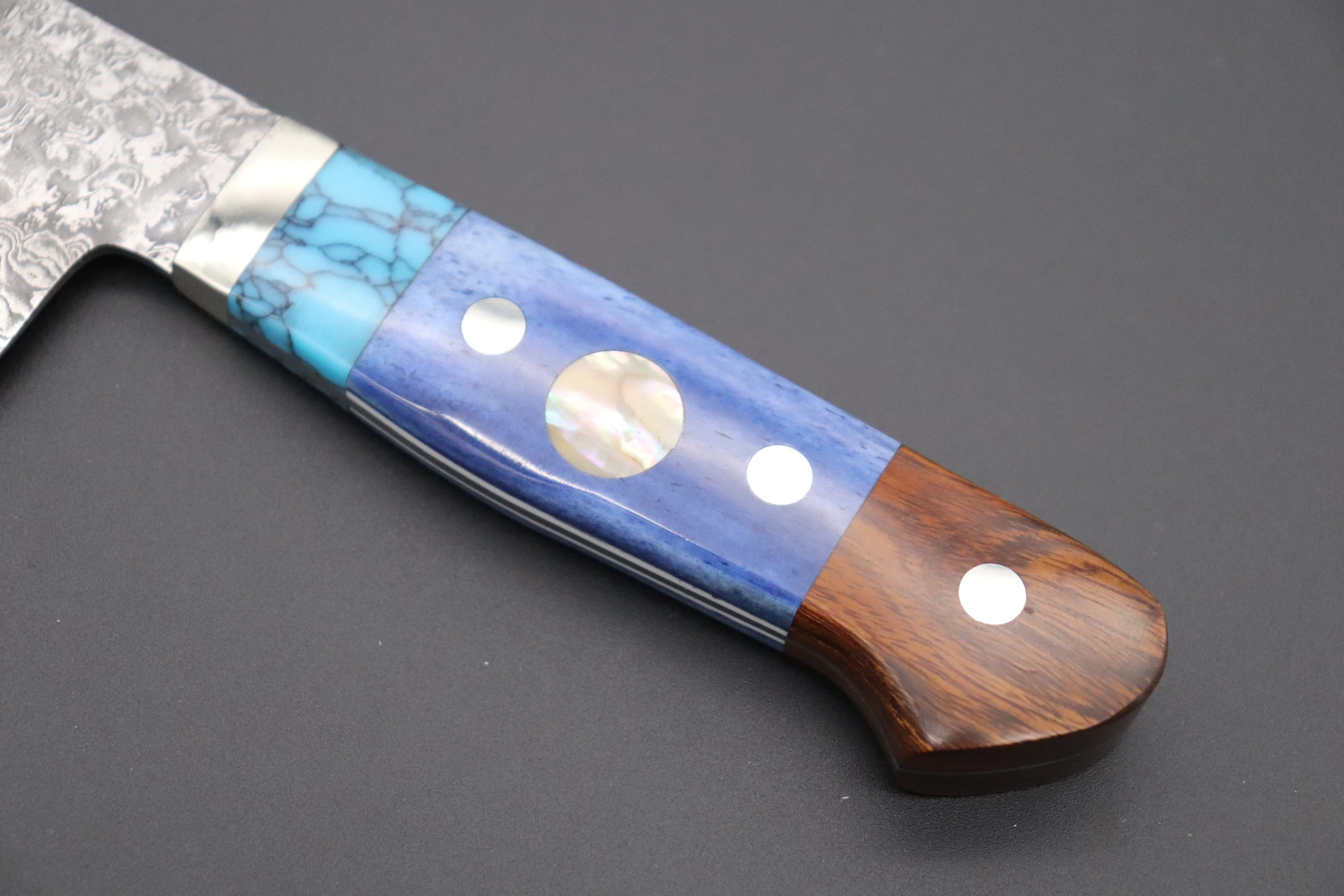 Mr. Itou “Luna Series” R-2 Custom Damascus Santoku 170mm (6.6 inch, "Custom Combination Handle(Turquoise Gem-Composite Stone/Blue Color Camel Bone/Ironwood)" (IT-162) - Image 3