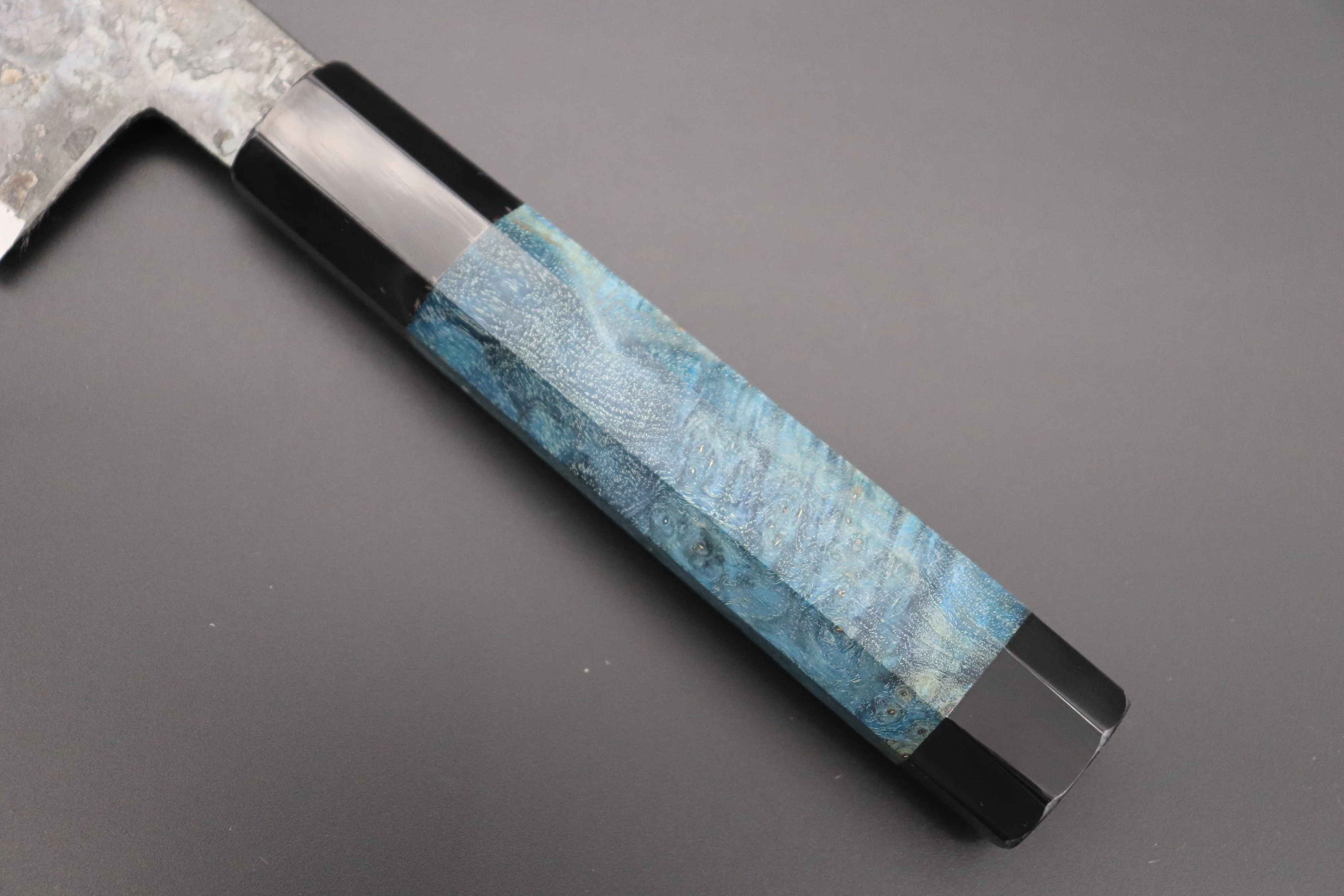 Shirou-Kunimitsu White Steel No.2 Kurouchi Series Special Edition SK-6SP21 Wa Gyuto 240mm (9.4 Inch, Ocean Blue Color Stabilized Maple Burl Wood Handle) - Image 3
