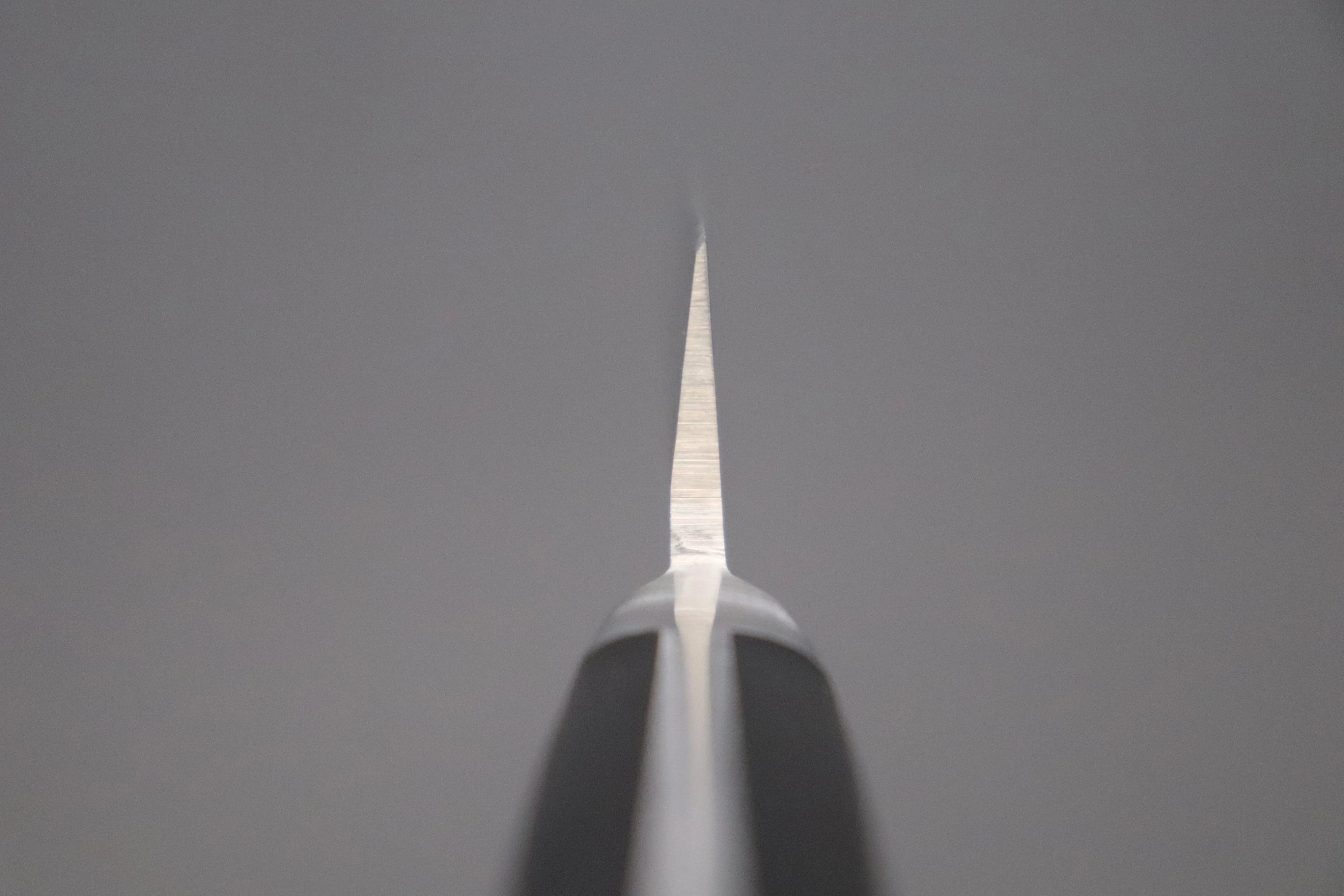 想磨 SOUMA (Fujiwara Kanefusa) FKM Series No.3 Deba 150mm (5.9inch, Black Pakka Wood Handle) - Image 4