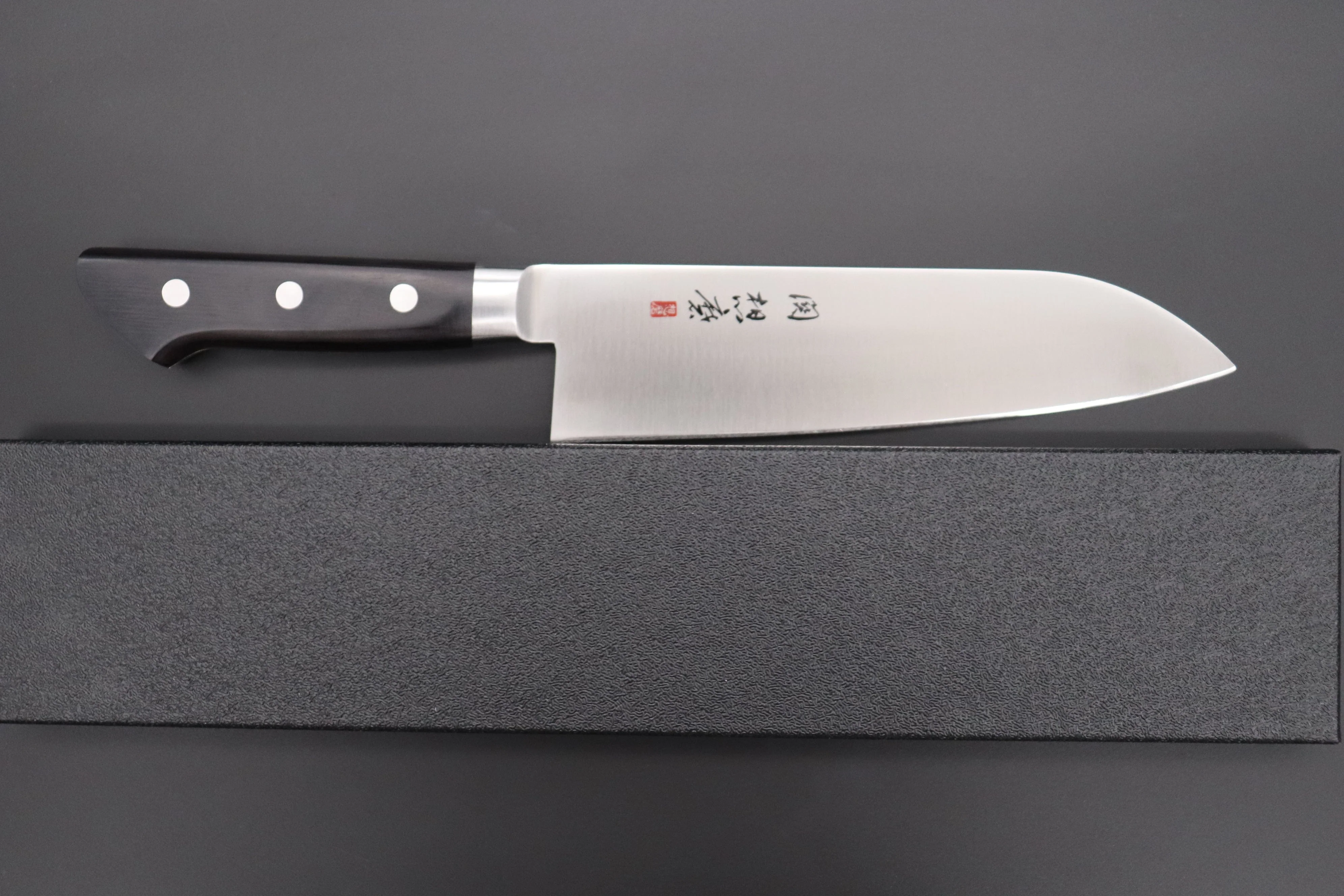 想磨 SOUMA (Fujiwara Kanefusa) FKM Series No.7 Santoku 180mm (7 inch, Black Pakka Wood Handle) - Image 8