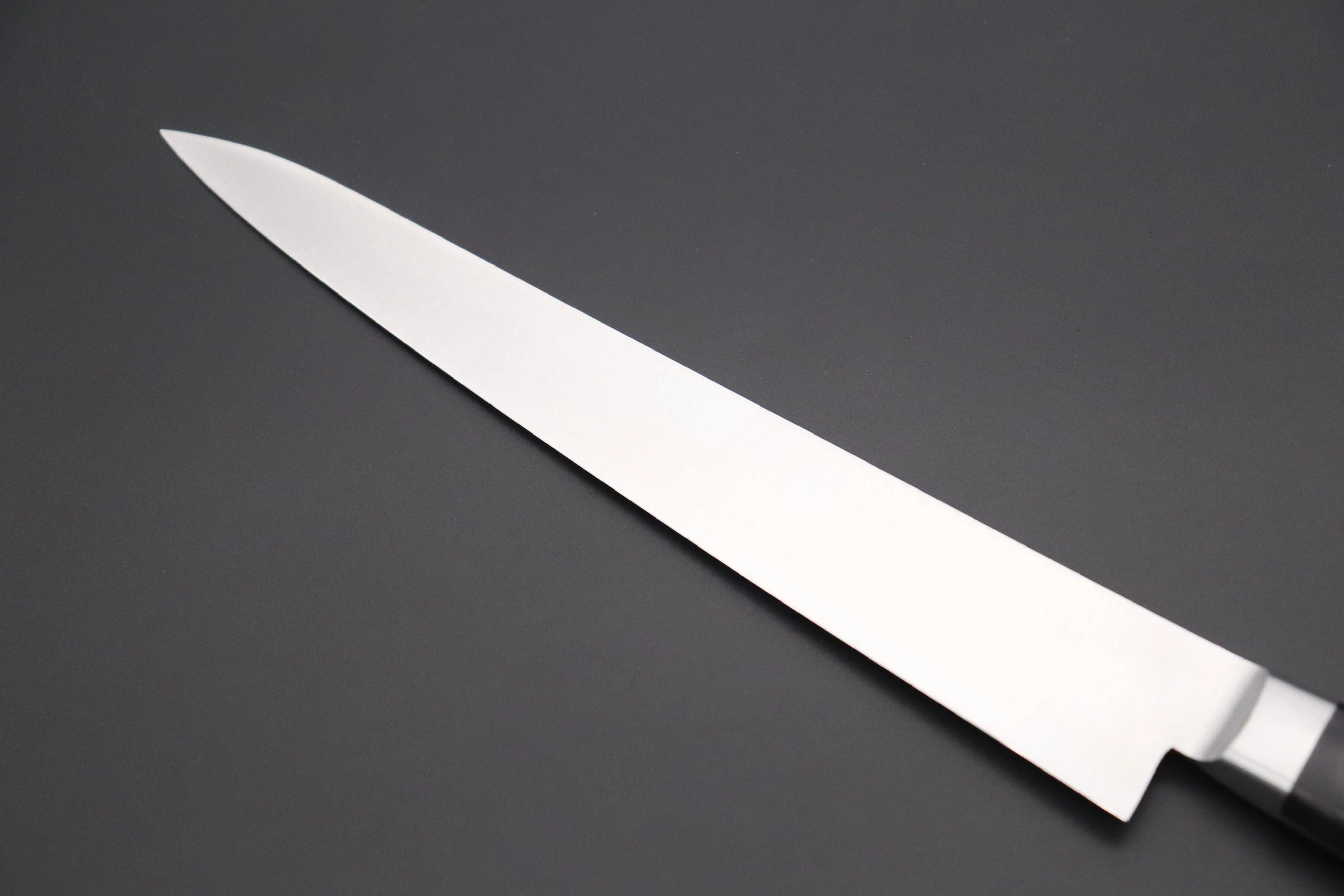想磨 SOUMA (Fujiwara Kanefusa) FKM Series Sujihiki (240mm and 270mm, 2 sizes, Black Pakka Wood Handle) - Image 6
