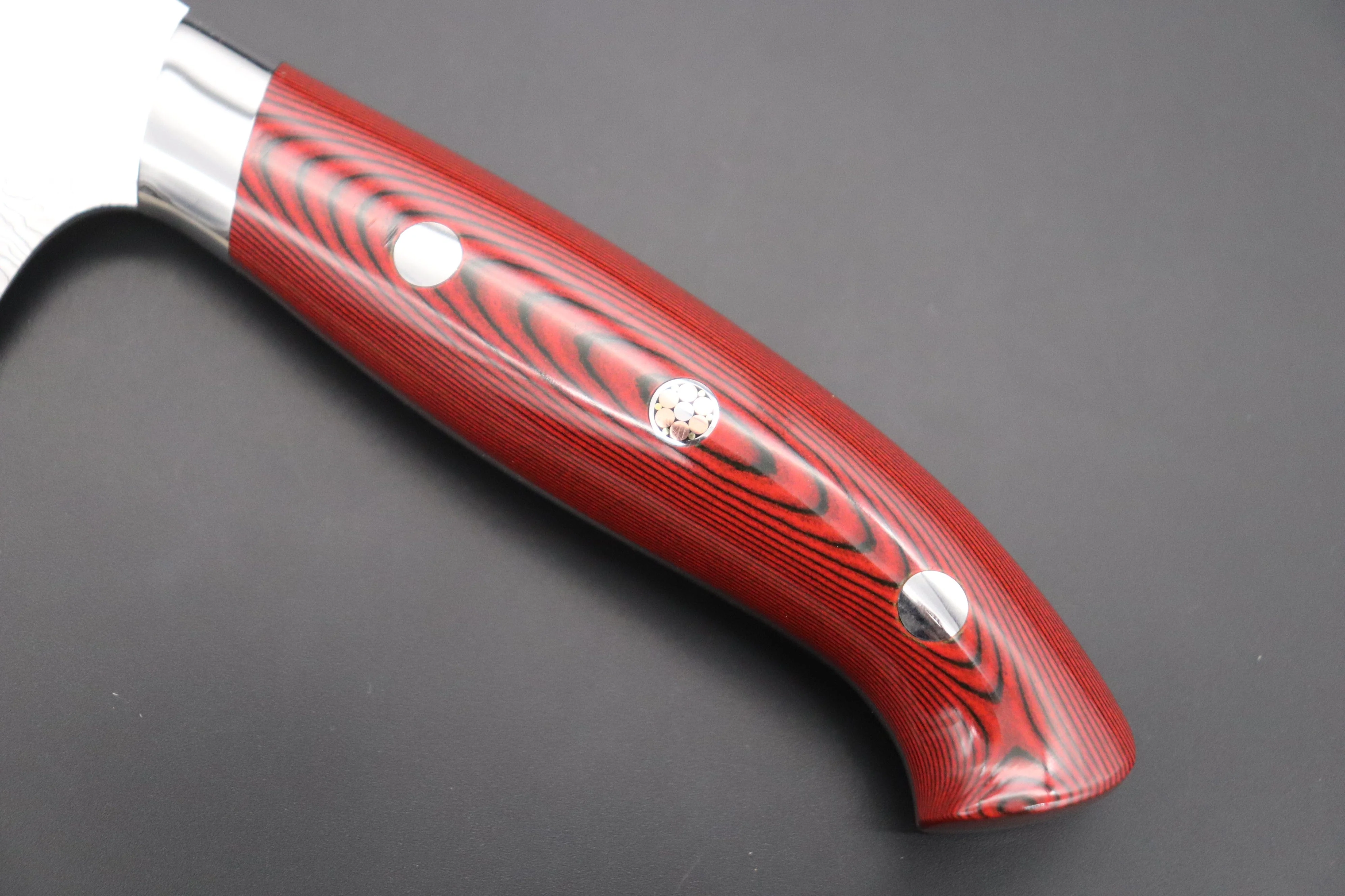 Takeshi Saji R-2 Diamond Damascus Santoku 175mm — Upswept Design (6.8 Inch, Red/Black Linen Micarta Handle, SNRD-5RB) - Image 7