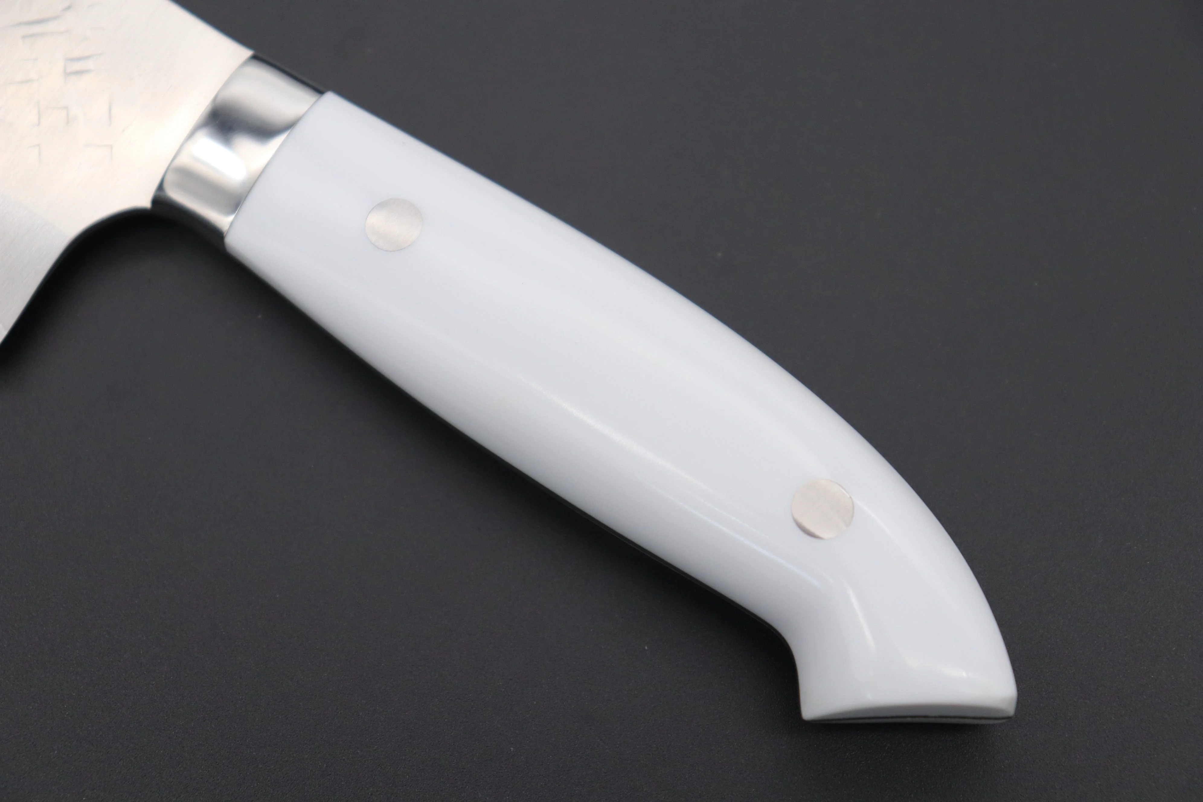 Takeshi Saji SRS-13 Hammer Forged, Custom Handmade Handle Series "Designed By Nomura" Santoku 180mm (7 inch, White Corian Handle) - Image 9