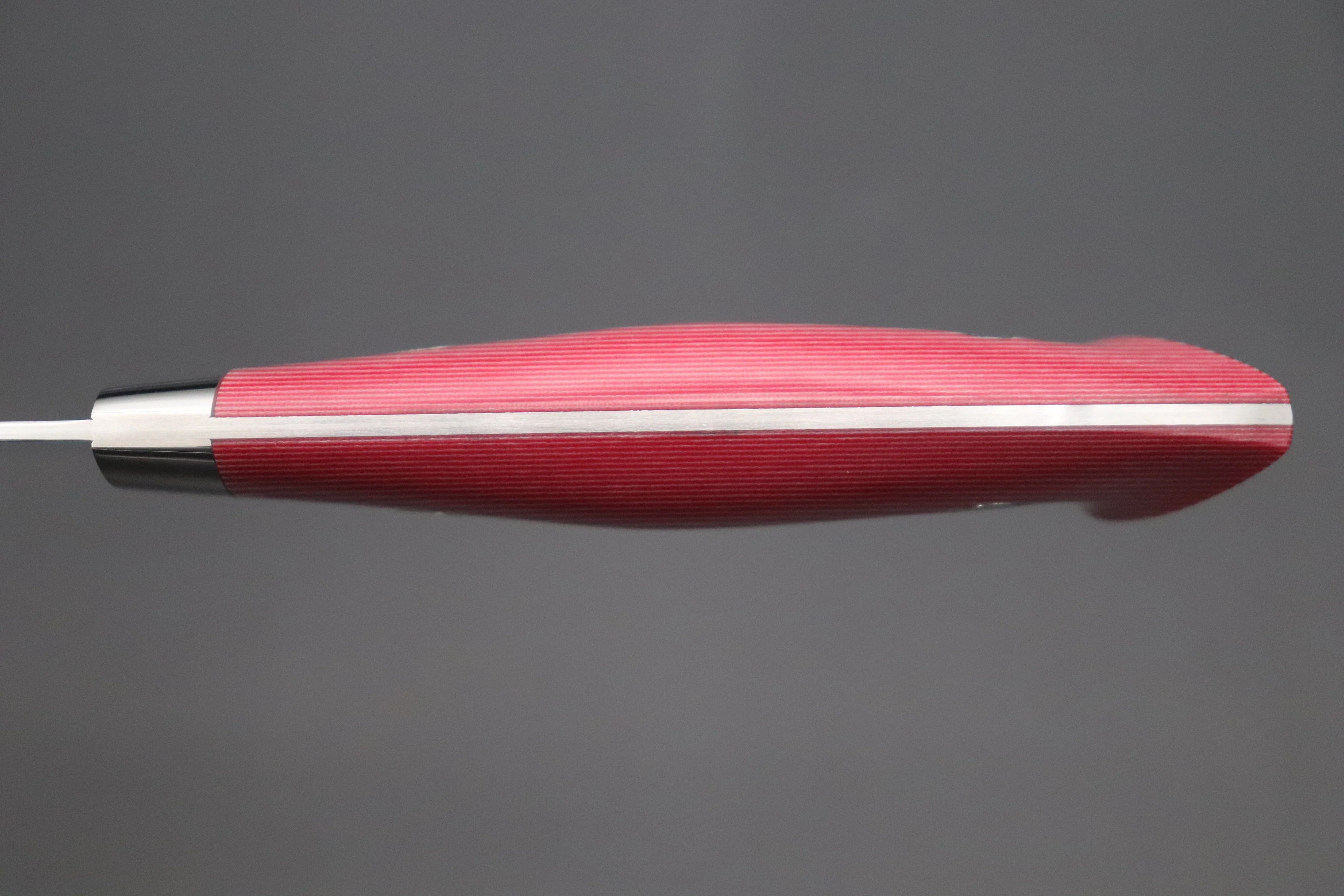 Takeshi Saji SRS-13 Hammer Forged, Custom Handmade Handle Series Gyuto (180mm and 240mm, 3 Sizes, Red & White Linen Micarta Handle) - Image 6