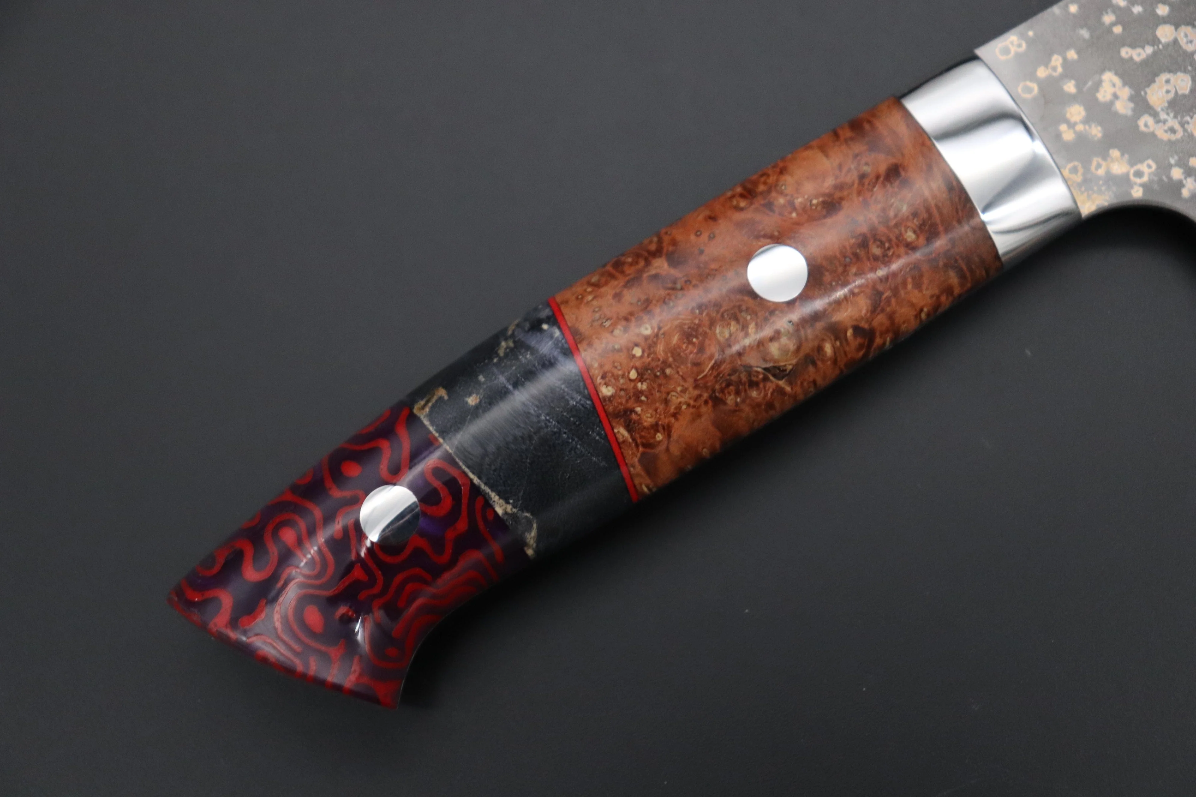 Takeshi Saji SUMMIT ― Limited Edition Custom Series  SMT-1070 VG-10W Multi-Colored Golden-Rainbow Damascus Santoku 180mm (7 Inch) - Image 3