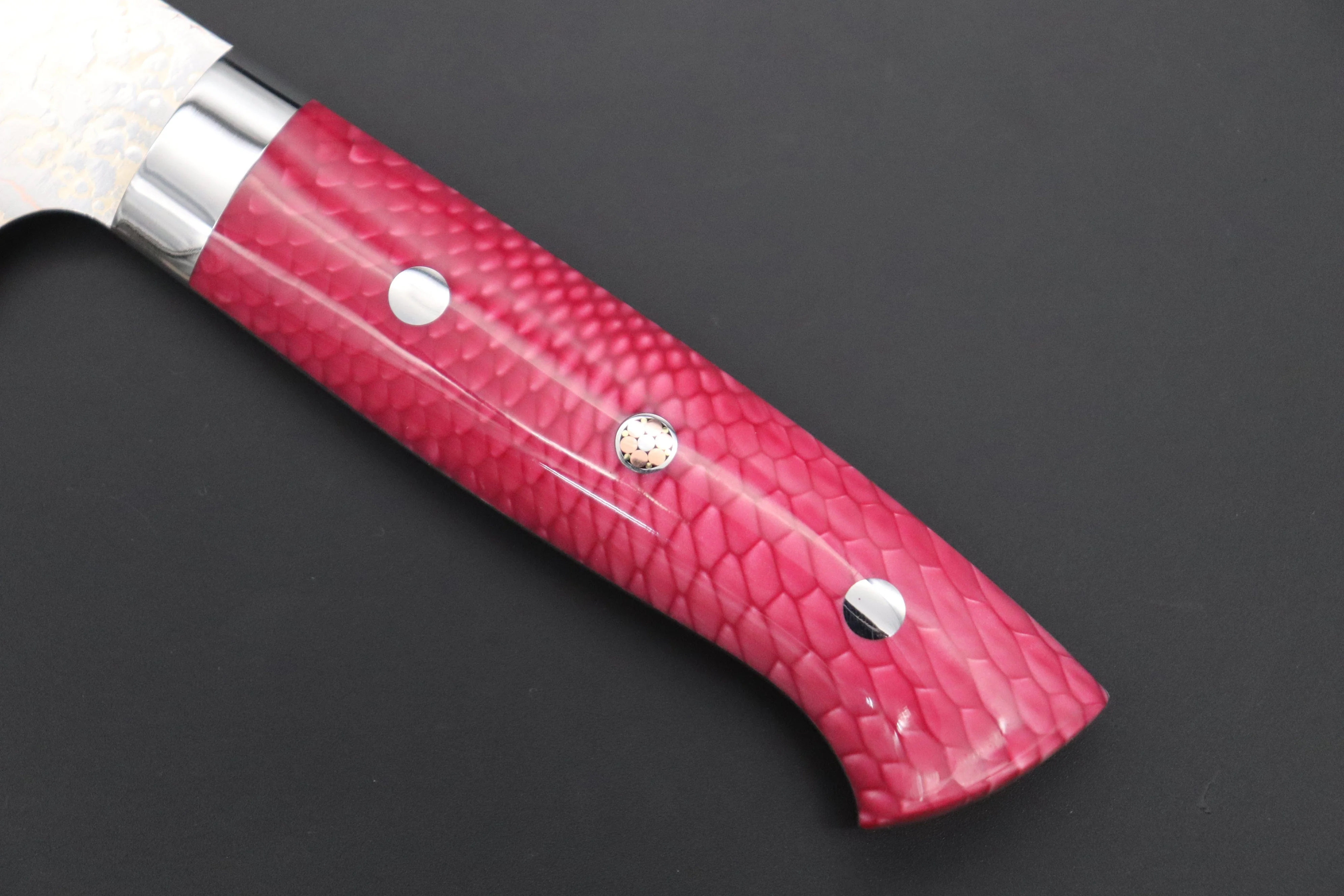 Takeshi Saji SUMMIT ― Limited Edition Custom Series SMT-1134 VG-10W磨 Multi-Colored Golden-Rainbow Damascus Gyuto 240mm (9.4 Inch) - Image 7
