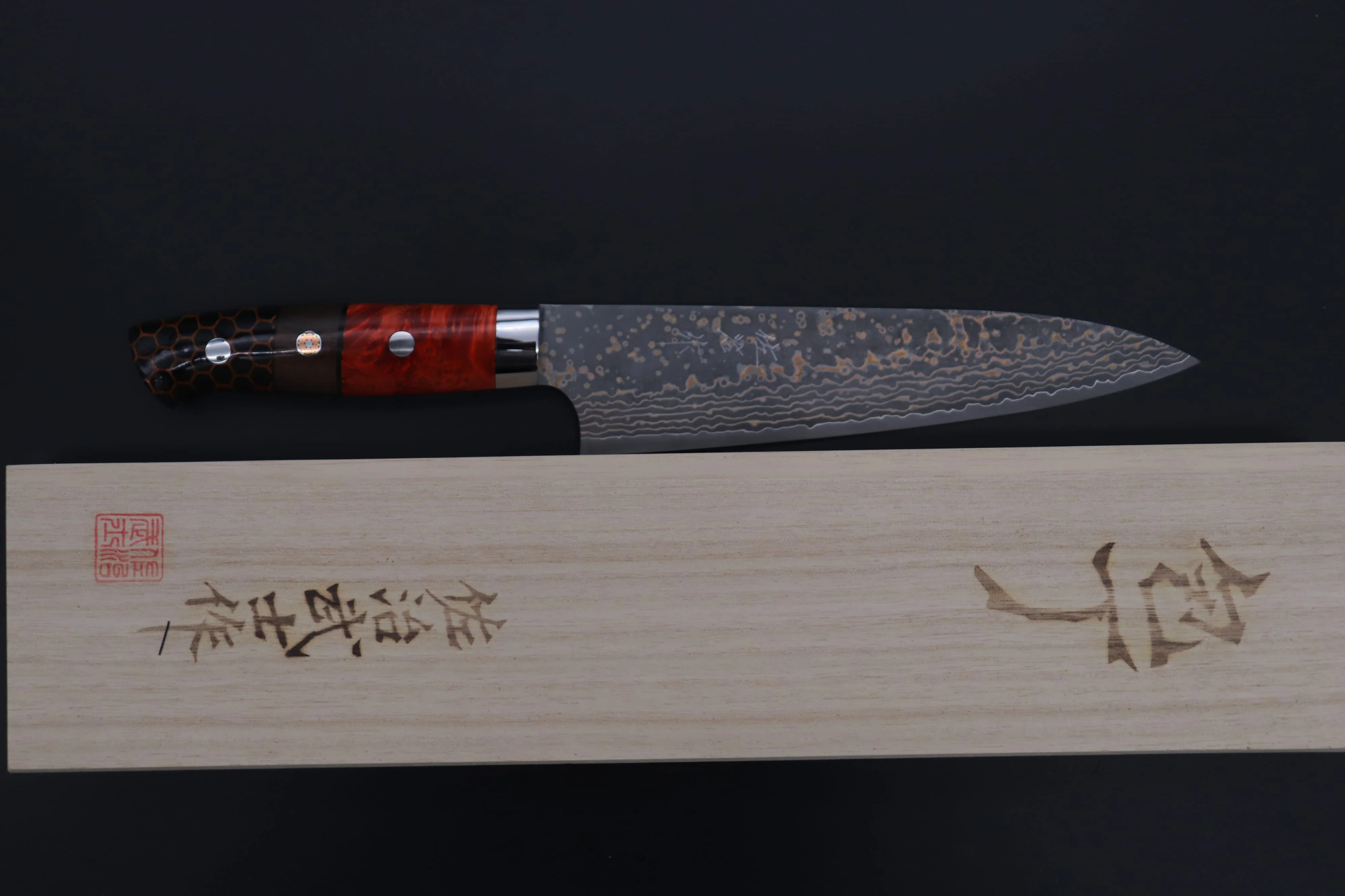 Takeshi Saji SUMMIT ― Limited Edition Custom Series SMT-1155 VG-10W Multi-Colored Golden-Rainbow Damascus Gyuto 180mm (7 Inch) - Image 8