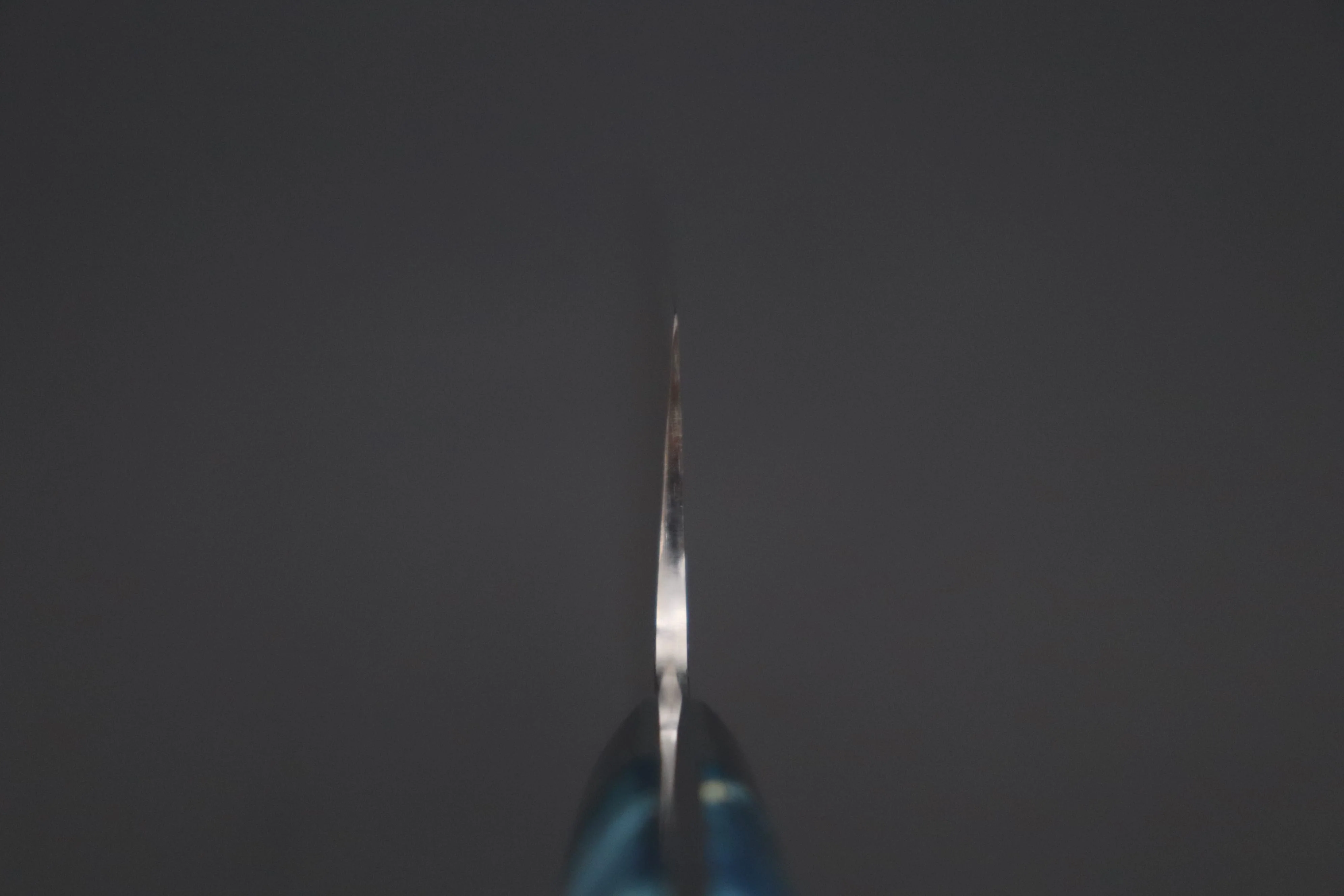 Takeshi Saji SUMMIT ― Limited Edition Custom Series SMT-1156 VG-10W Multi-Colored Golden-Rainbow Damascus Gyuto 180mm (7 Inch) - Image 4