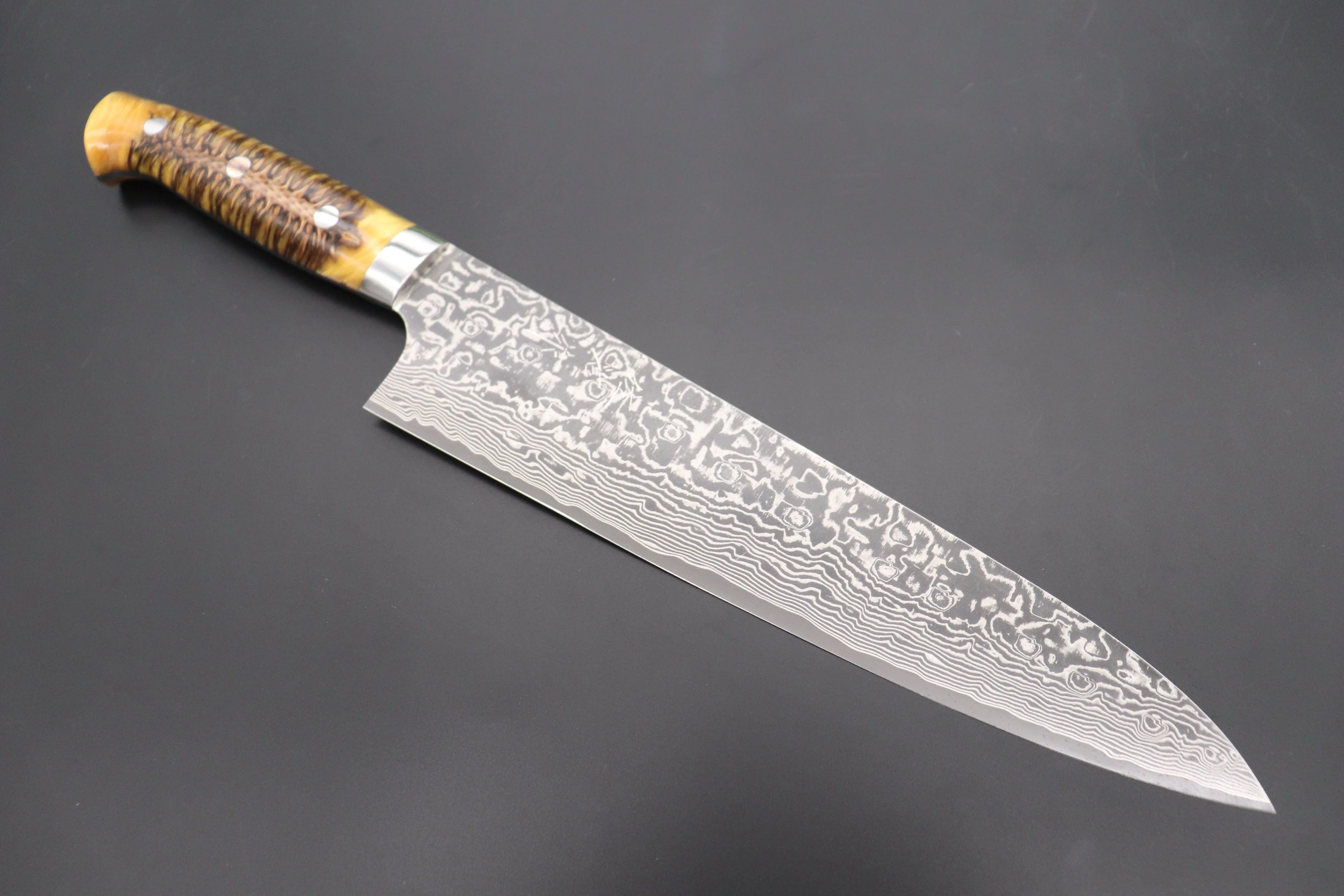 Takeshi Saji SUMMIT ― Limited Edition Custom Series SMT-811 R-2 Custom Damascus Gyuto 240mm (9.4 Inch)