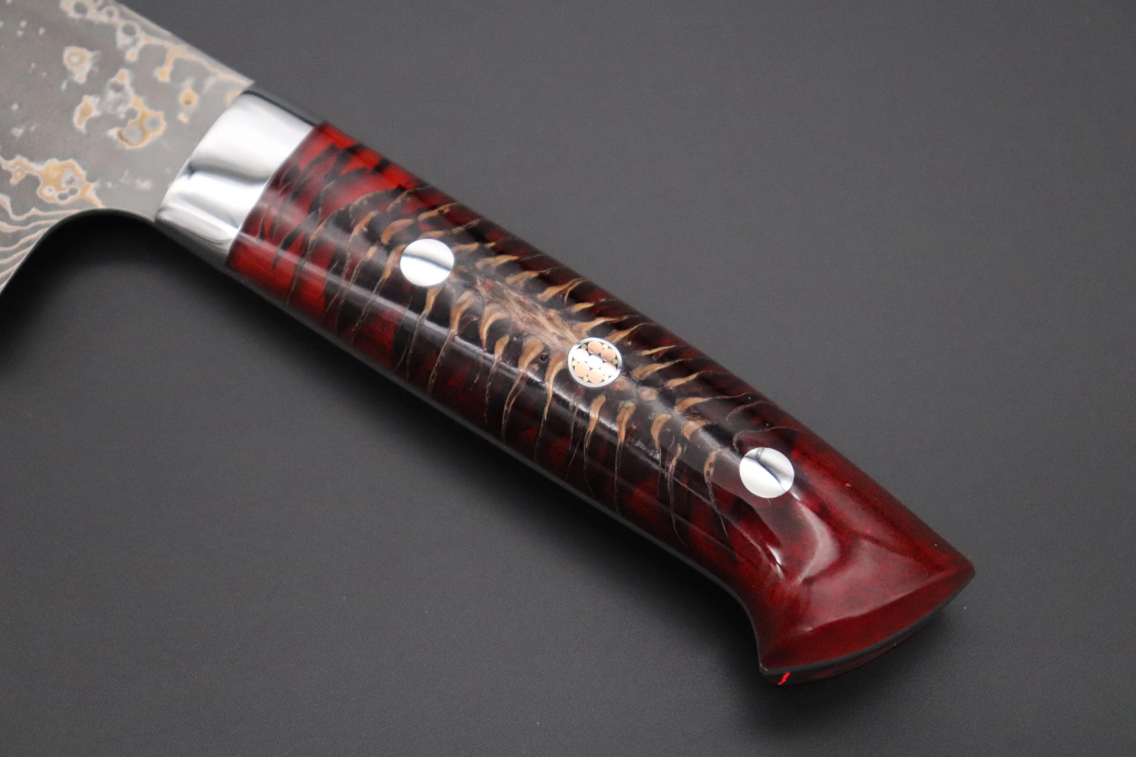 Takeshi Saji SUMMIT ― Limited Edition Custom Series  SMT-943 VG-10W Multi-Colored Golden-Rainbow Damascus Santoku 180mm (7 Inch) - Image 7