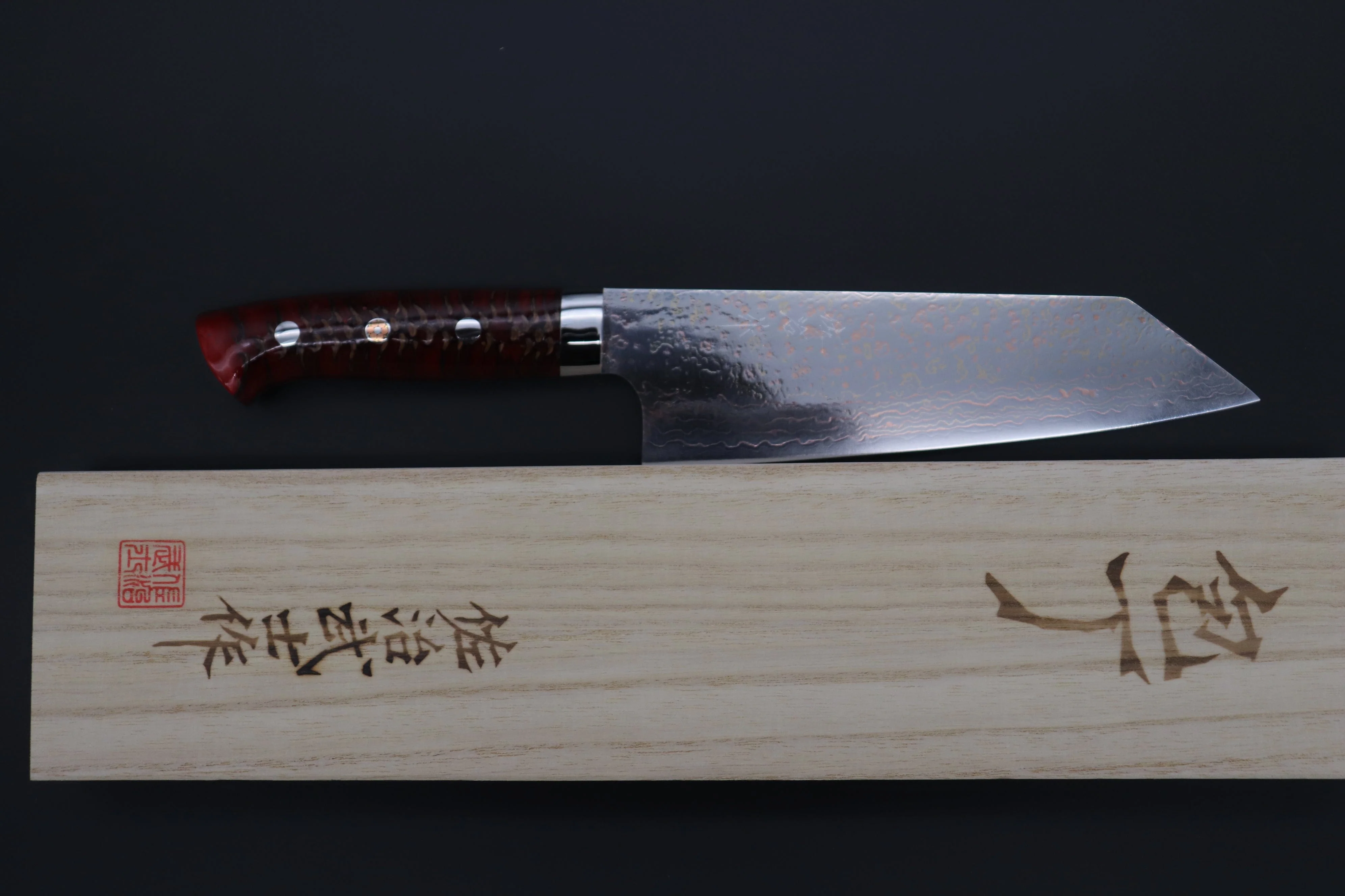 Takeshi Saji SUMMIT ― Limited Edition Custom Series SMT-985 VG-10W磨 Multi-Colored Golden-Rainbow Damascus Bunka 175mm (6.8 Inch) - Image 8
