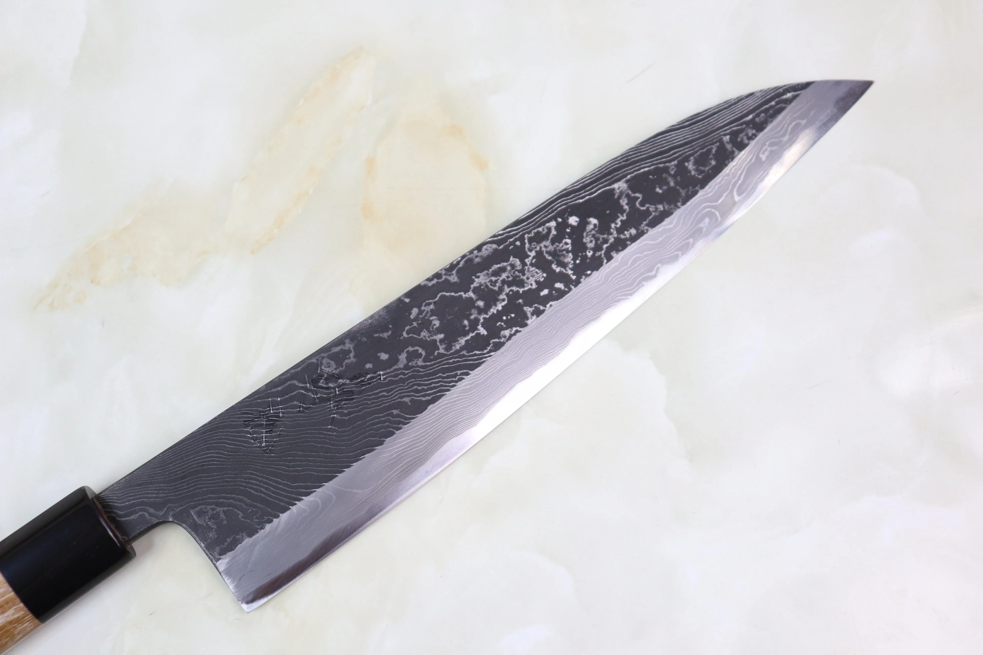 Tsukasa Hinoura Custom Knife "Unryu-Mon" TH-12 Wa Gyuto 240mm (9.4inch, Enjyu Wood Handle with Water Buffalo Horn Ferrule & Butt) - Image 2
