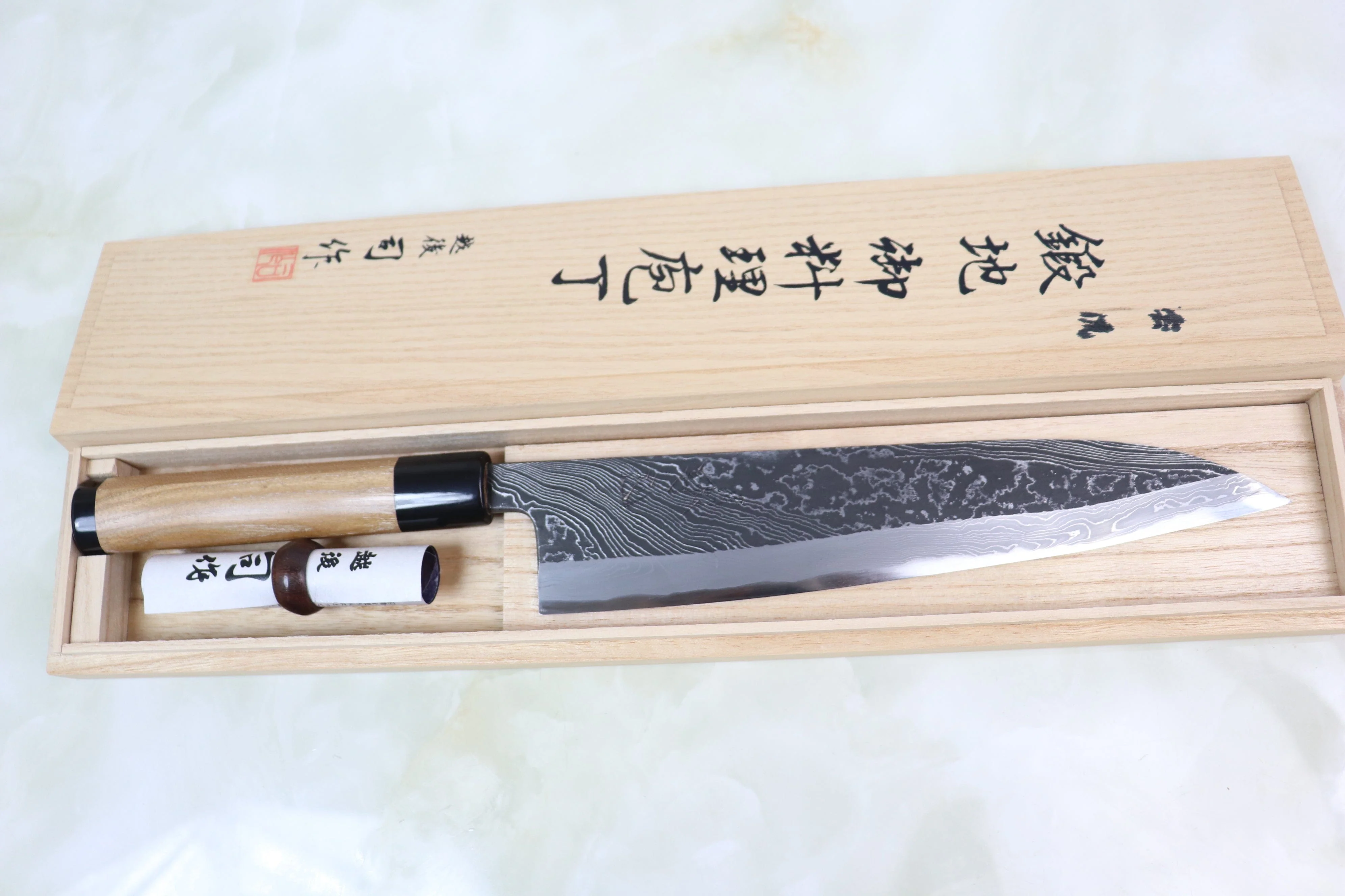 Tsukasa Hinoura Custom Knife "Unryu-Mon" TH-12 Wa Gyuto 240mm (9.4inch, Enjyu Wood Handle with Water Buffalo Horn Ferrule & Butt) - Image 8