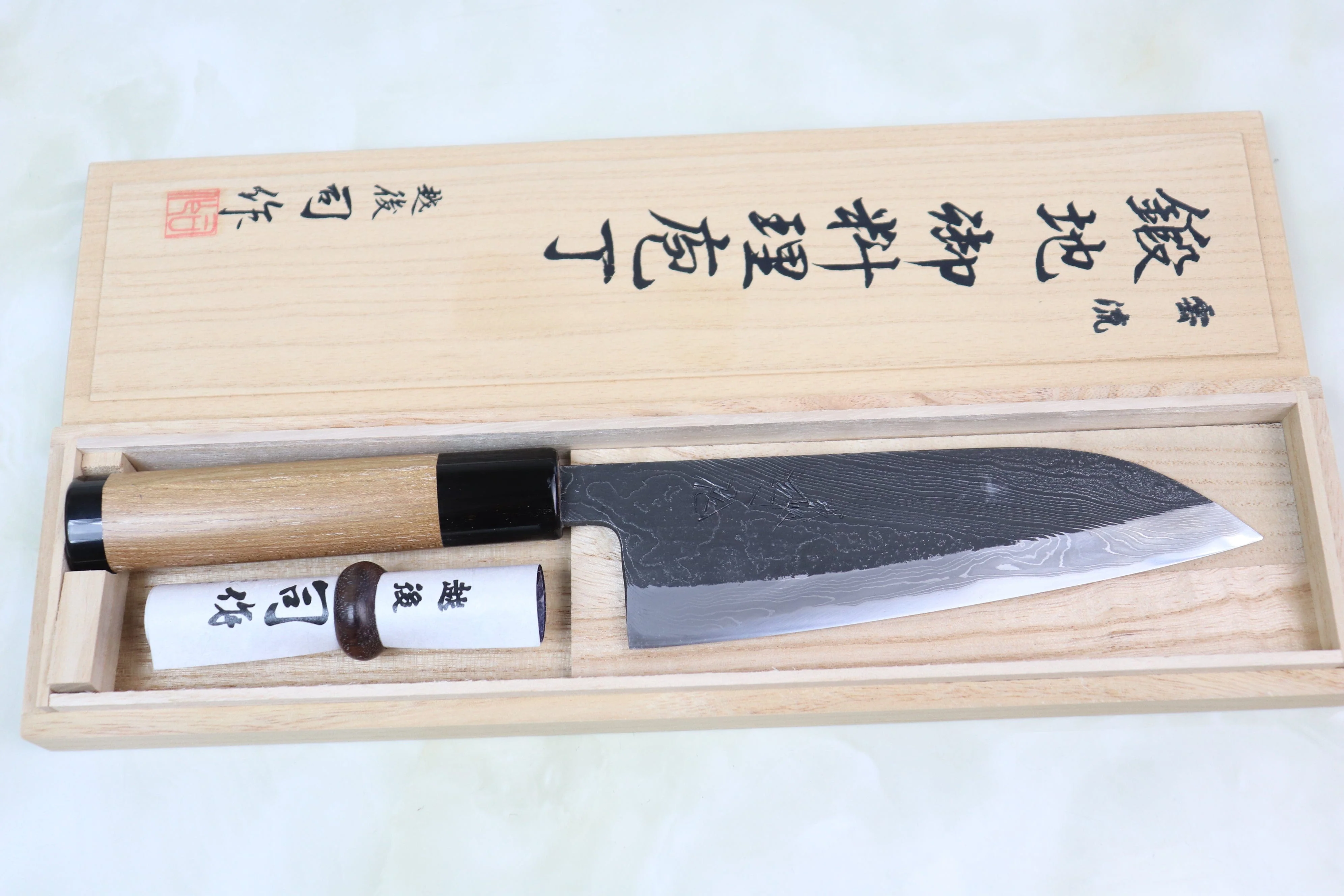 Tsukasa Hinoura Custom Knife TH-14 "Unryu-Mon" Wa Santoku 165mm (6.4 inch, Enjyu Wood Handle with Water Buffalo Horn Ferrule & Butt) - Image 8