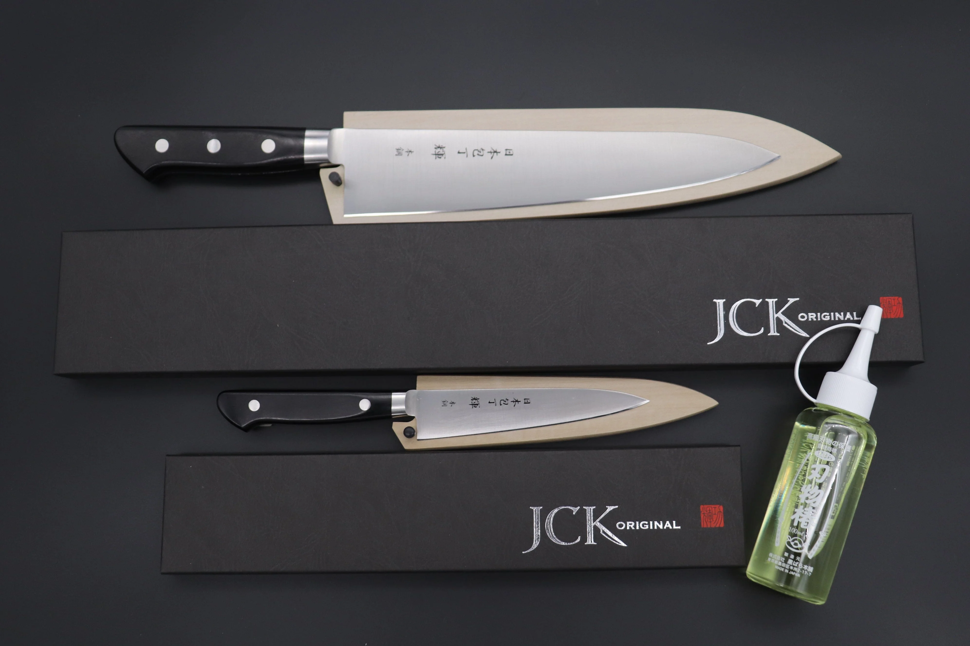 Very Carbon Steel Lover 2Pcs Knife Set JCK Original Kagayaki CarboNext Series KC-1ES Petty 125mm & KC-6ES Gyuto 240mm (Each knife comes with Wooden Saya. with Tsubaki Oil) - Image 4